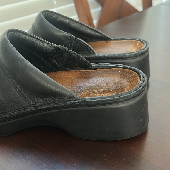 NAOT Womens Black Leather Closed Toe Comfort Mule Wedge Slip On Shoes Size 42 - Picture 6 of 15